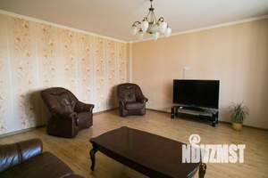 3-к квартира, посуточно, 98м2, 1/1 этаж