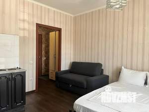 Студия квартира, посуточно, 28м2, 1/9 этаж
