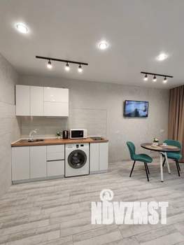 Студия квартира, посуточно, 38м2, 7/12 этаж