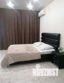 Студия квартира, посуточно, 39м2, 10/12 этаж