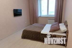 1-к квартира, посуточно, 40м2, 9/12 этаж