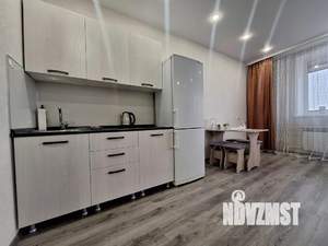 1-к квартира, посуточно, 37м2, 1/1 этаж