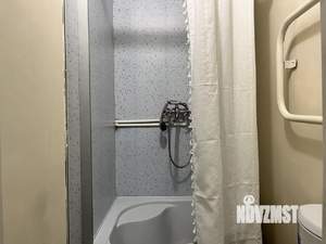 Студия квартира, посуточно, 15м2, 1/9 этаж