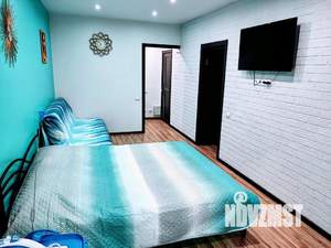 1-к квартира, посуточно, 37м2, 1/1 этаж