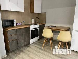 1-к квартира, посуточно, 37м2, 1/1 этаж