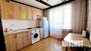 1-к квартира, посуточно, 42м2, 1/1 этаж