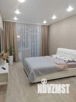 1-к квартира, посуточно, 40м2, 1/5 этаж