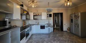 3-к квартира, на длительный срок, 138м2, 9/10 этаж
