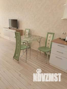 Студия квартира, посуточно, 33м2, 9/17 этаж