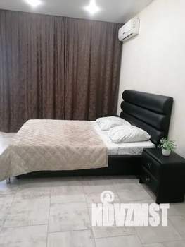 Студия квартира, посуточно, 39м2, 10/12 этаж