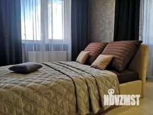 Студия квартира, посуточно, 38м2, 10/12 этаж