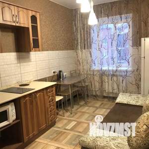 1-к квартира, посуточно, 43м2, 4/5 этаж