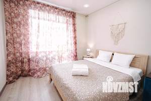 1-к квартира, посуточно, 42м2, 1/1 этаж