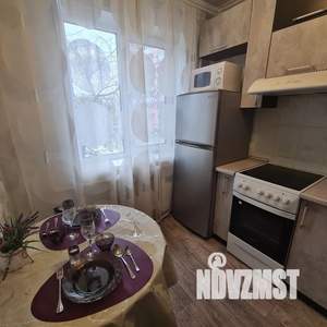 2-к квартира, посуточно, 44м2, 2/5 этаж