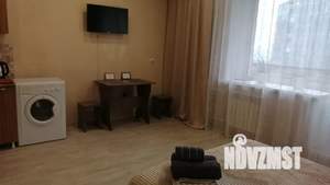 Студия квартира, посуточно, 36м2, 4/9 этаж