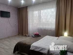 Студия квартира, посуточно, 36м2, 7/9 этаж