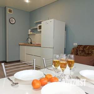 Студия квартира, посуточно, 42м2, 4/12 этаж