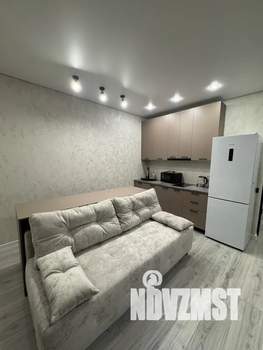 Студия квартира, посуточно, 32м2, 7/9 этаж