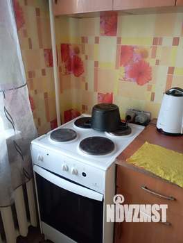 1-к квартира, посуточно, 33м2, 2/9 этаж