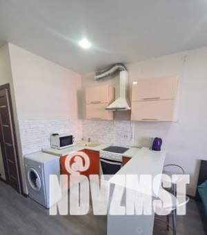 Студия квартира, на длительный срок, 28м2, 3/7 этаж