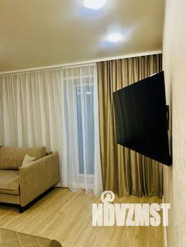 1-к квартира, посуточно, 38м2, 5/10 этаж