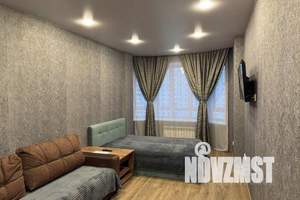 1-к квартира, посуточно, 40м2, 6/9 этаж