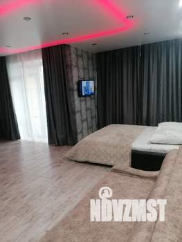 Студия квартира, посуточно, 37м2, 8/9 этаж