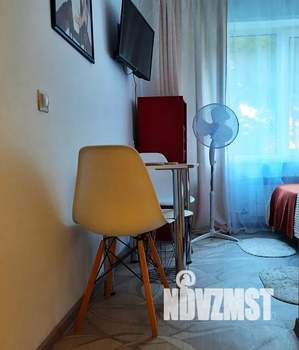 Студия квартира, посуточно, 16м2, 1/9 этаж