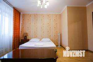 1-к квартира, посуточно, 51м2, 1/1 этаж