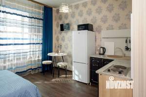 Студия квартира, посуточно, 28м2, 1/9 этаж