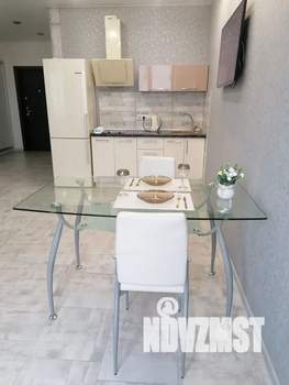 Студия квартира, посуточно, 39м2, 10/12 этаж