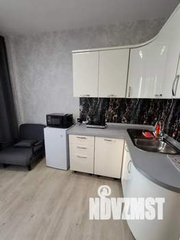 1-к квартира, посуточно, 45м2, 3/9 этаж
