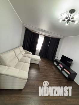 1-к квартира, посуточно, 42м2, 5/5 этаж