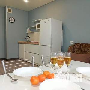 Студия квартира, посуточно, 42м2, 4/13 этаж