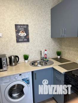 1-к квартира, посуточно, 38м2, 5/10 этаж