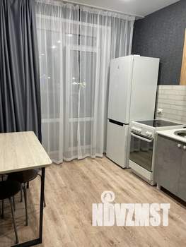1-к квартира, посуточно, 39м2, 1/9 этаж