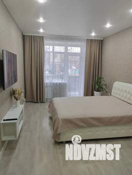 1-к квартира, посуточно, 40м2, 1/5 этаж