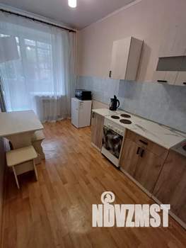 1-к квартира, посуточно, 40м2, 1/5 этаж