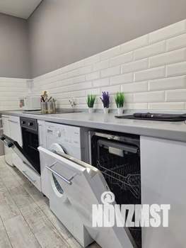 Студия квартира, посуточно, 40м2, 7/7 этаж