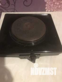 Студия квартира, посуточно, 34м2, 1/3 этаж