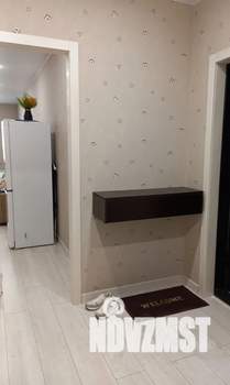 Студия квартира, посуточно, 35м2, 1/12 этаж
