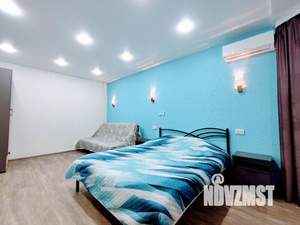 1-к квартира, посуточно, 37м2, 1/1 этаж