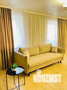 1-к квартира, посуточно, 38м2, 5/10 этаж