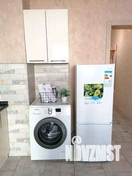 Студия квартира, посуточно, 28м2, 4/12 этаж