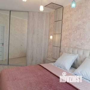 3-к квартира, посуточно, 80м2, 1/1 этаж