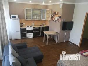 1-к квартира, посуточно, 42м2, 1/1 этаж