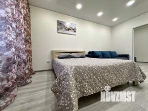 1-к квартира, посуточно, 42м2, 1/1 этаж