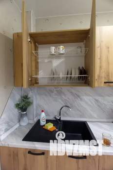 Студия квартира, посуточно, 35м2, 1/12 этаж