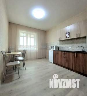 2-к квартира, посуточно, 65м2, 4/17 этаж