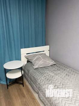 Студия квартира, посуточно, 28м2, 4/7 этаж